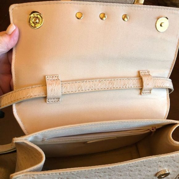 CROSSI NEW YORK - Ostrich-Embossed Vegan Convertible Crossbody/Satchel-Nude NWOT - Picture 12 of 16
